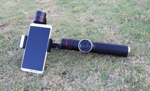 Gimbal palmare AFI V5 3 assi per iPhone e smartphone Android - Controlli APP intelligenti per panorami automatici, time-lapse e tracciamento